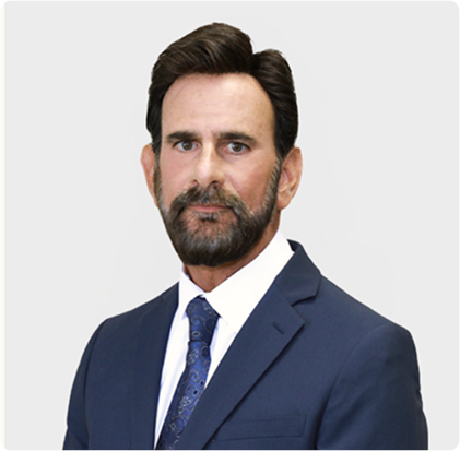 A man in a suit and tie.